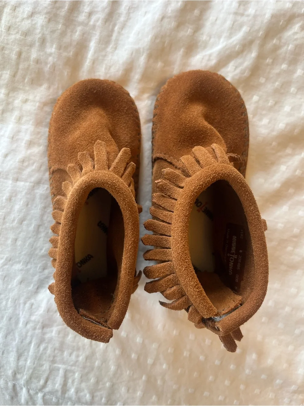 NWOB Minnetonka Back Flap Bootie | Baby Size 6 | Brown